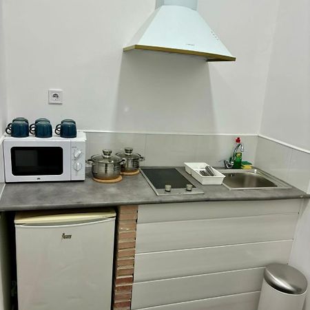 Local Adaptado Madrid Eksteriør billede